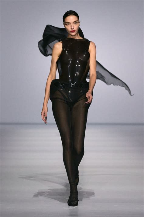 MUGLER .